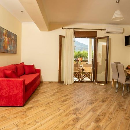 Kavadias Apartments Vasiliki  Bagian luar foto